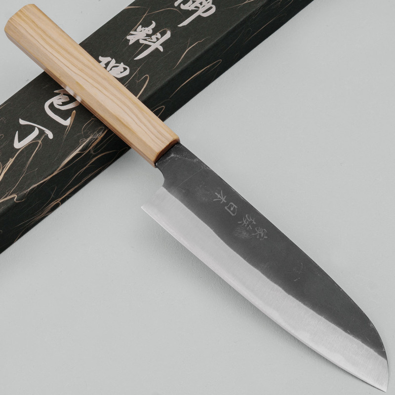 Kazoku Aogami 2 Kurouchi Olive Santoku 17 cm