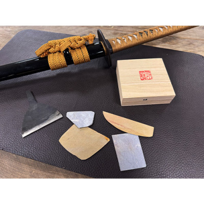How to Polish a Japanese Blade Safely?