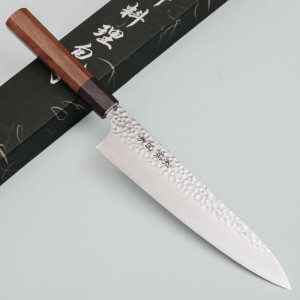 Kazoku Uteki Premium Rosewood Gyuto 21 cm